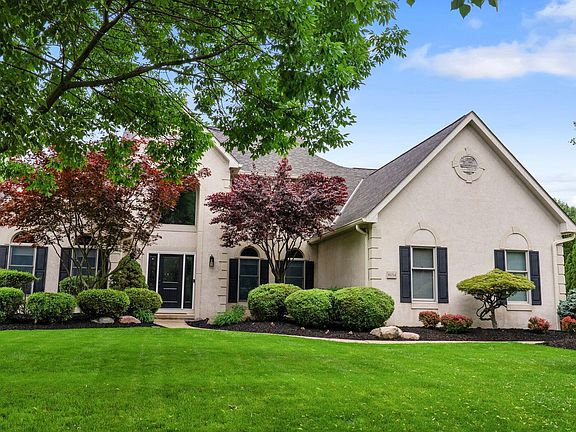 3rd image of 6034 Heritage View Ct