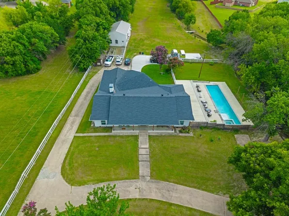 6602 Lyons Rd, Garland, TX 75043