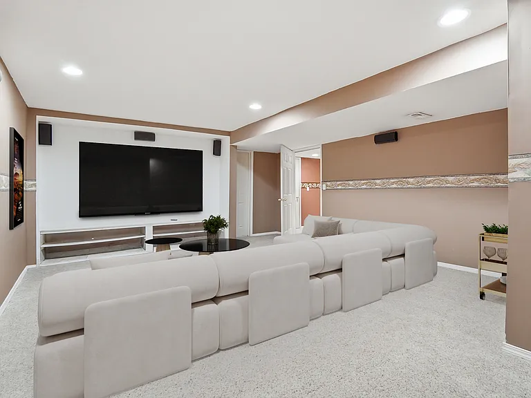 4431 Spring Field Ln — Photo 3