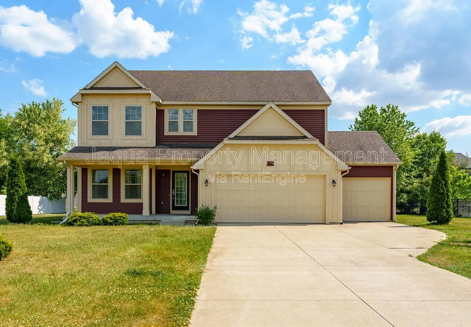 5 bed, 3.5 bath, 3300 sqft, $3,400 — Photo 1