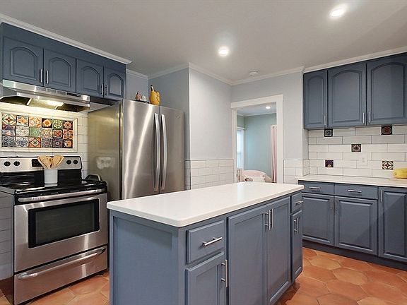 5th image of 40 Kingman St