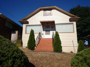 3715 40th Ave SW, Seattle, WA 98116