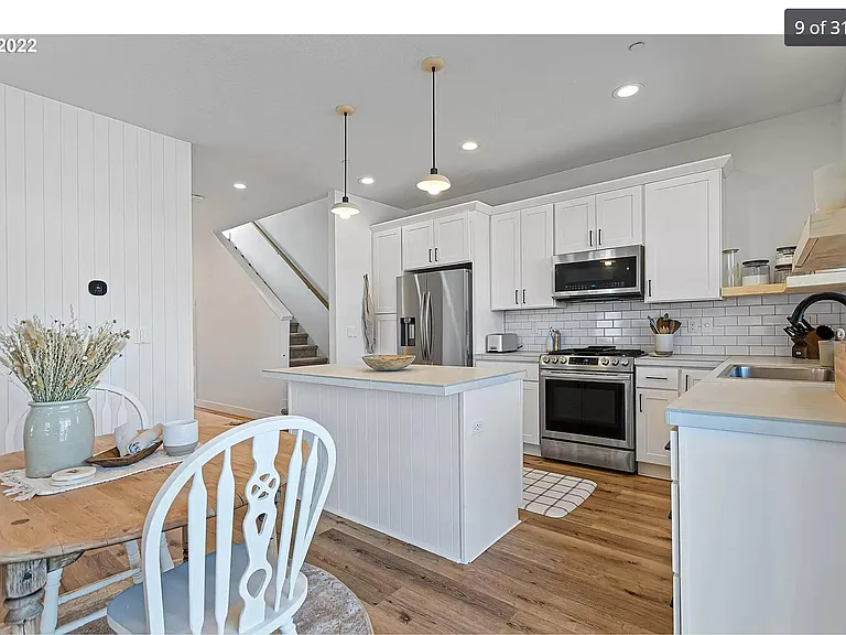 10531 SE 162nd Ave — Photo 9