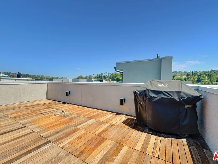 4320 Eagle Rock Blvd #1 — Photo 19