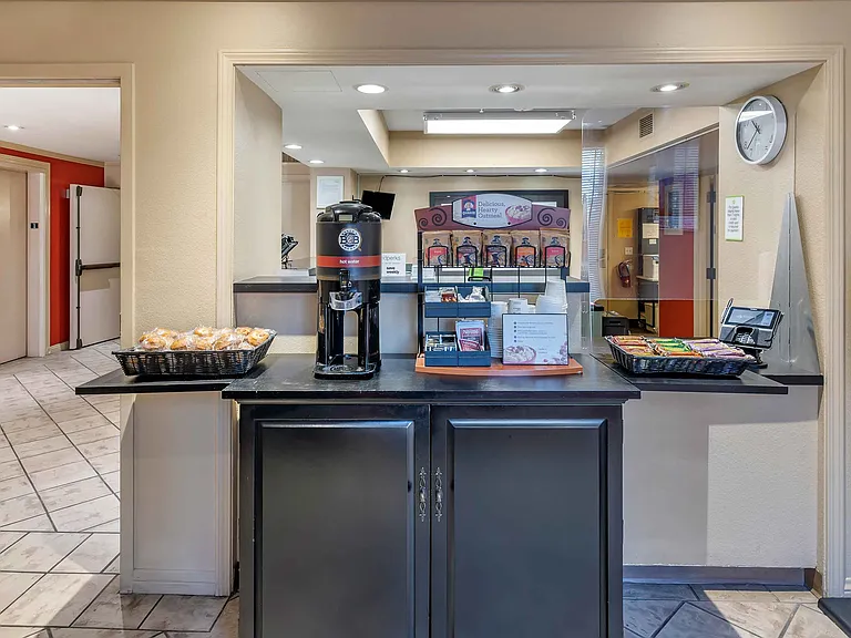 Free Grab-and-Go Breakfast