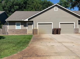 5580 S Victoria St, Wichita, KS 67216