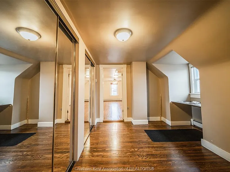 26 Kendall St — Photo 30