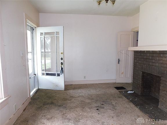 4th image of 4525 Midway Ave