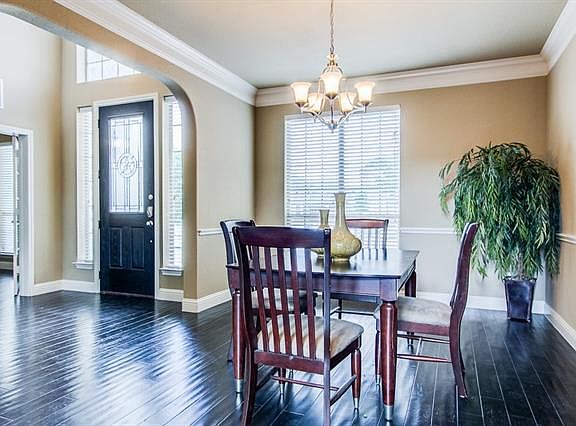 5th image of 840 White River Dr