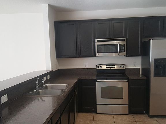 4th image of 2329 Chatham Place Dr