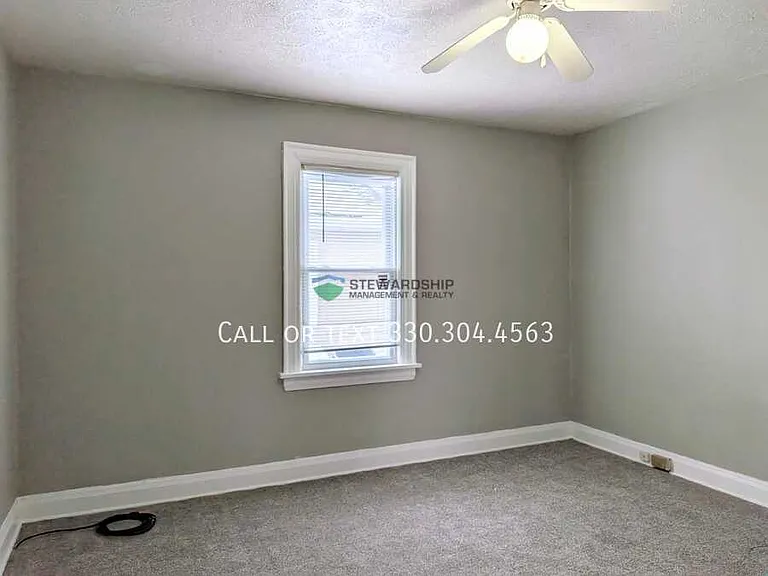 916-918 Peckham St #916 — Photo 9