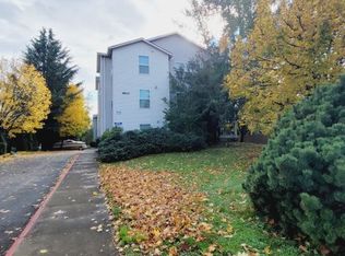 8824 SE Flavel St, Portland, OR
