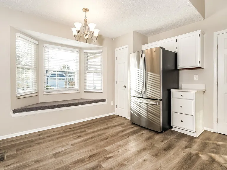 1724 Gardenstone Dr — Photo 6