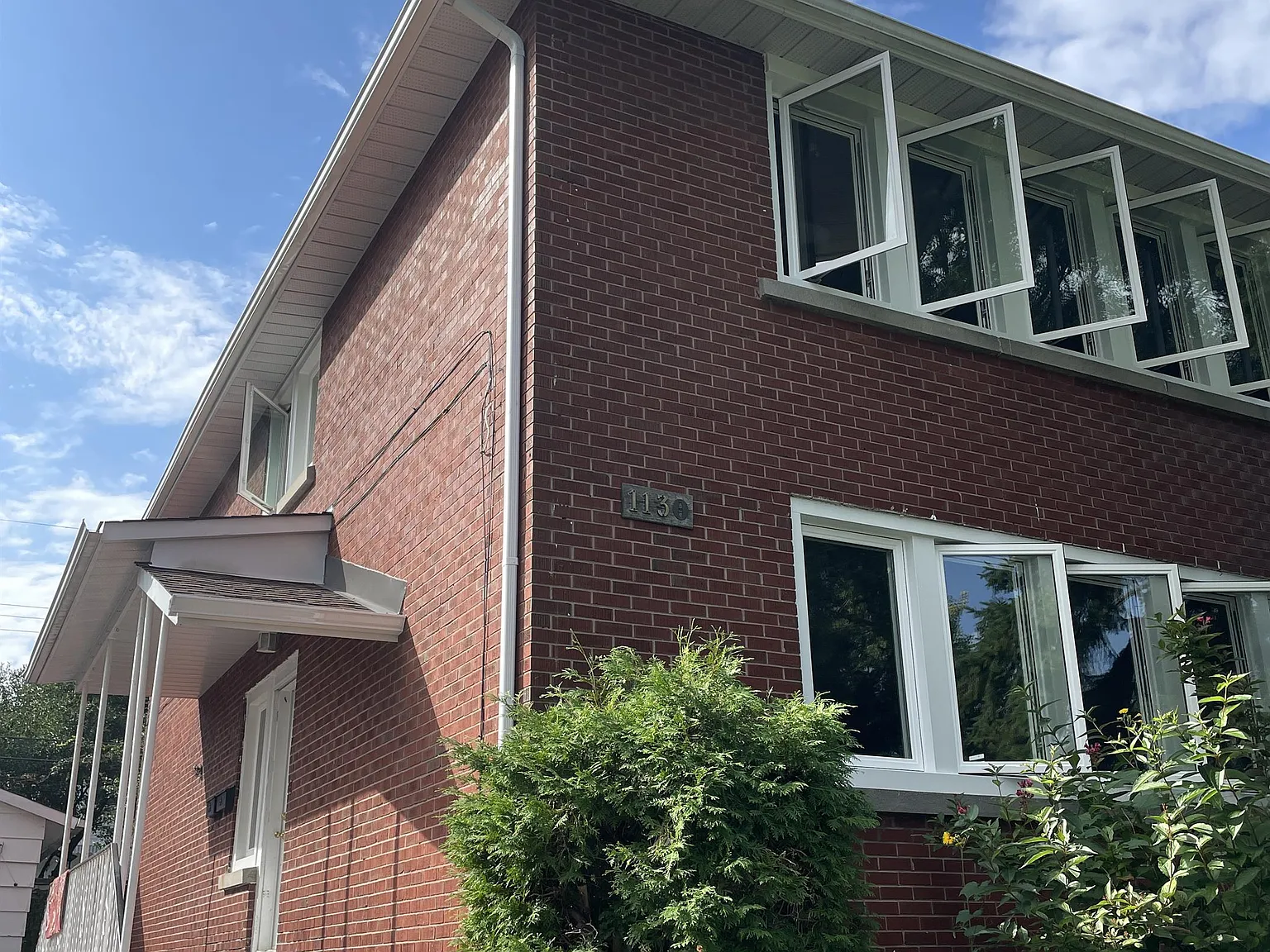 1130 Aldea Avenue — Photo 2
