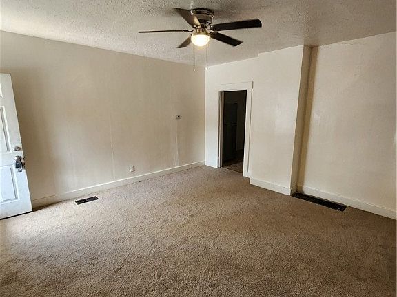 4th image of 41 Utah Ct #39