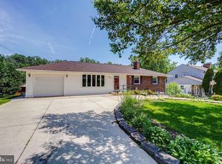 2708 Shanandale Dr, Silver Spring, MD 20904