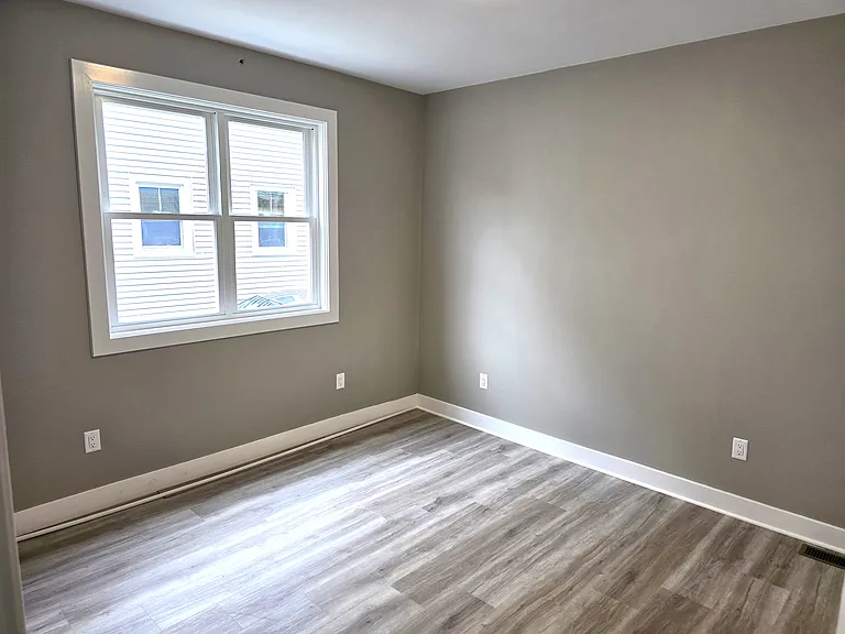 39 Fiske St #1 — Photo 13
