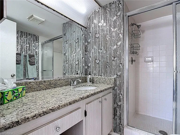 200 Turtle Lake Ct #109 — Photo 30