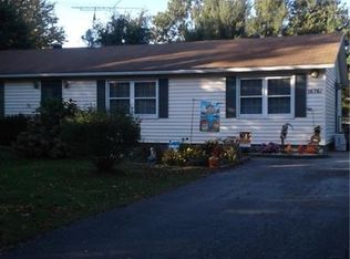 16761 Smith Dr, Kendall, NY 14476