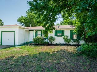 552 Harrison Ln, Hurst, TX 76053