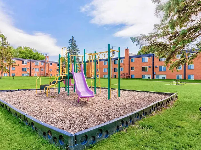 Century Oaks Apartments — Photo 6
