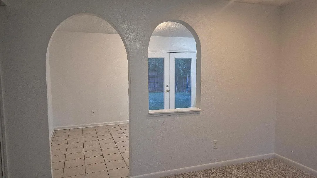 3 bed, 1308 sqft, $1,750 — Photo 4