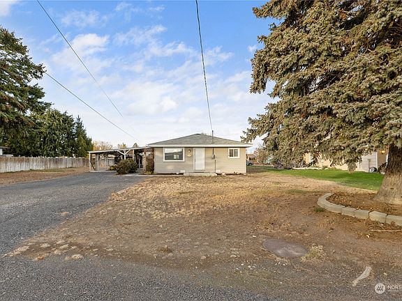 5th image of 8724 Hillcrest Drive NE
