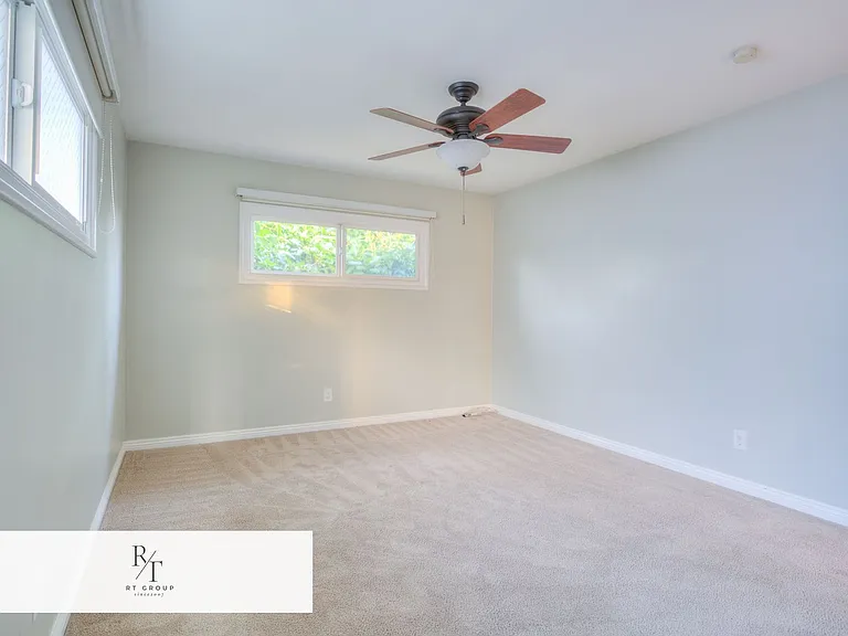 1112 Riedel Ave — Photo 21