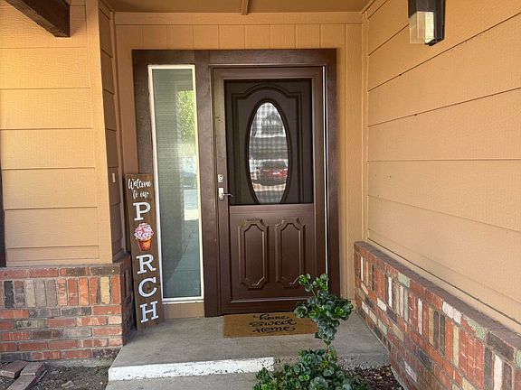 2nd image of 11829 N 65TH Avenue