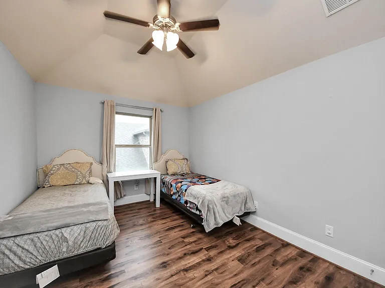 17103 Mulben Ct — Photo 36