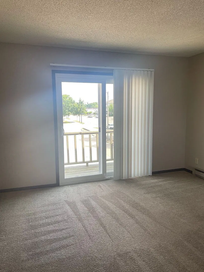2339 Yeager Rd — Photo 3