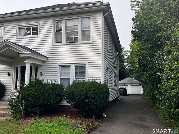 2nd image of 21 Elmwood Rd