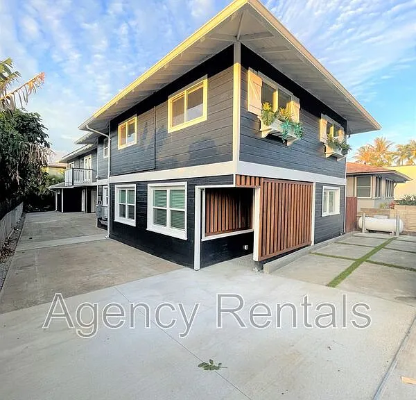 3036 Monsarrat Ave #C — Photo 1