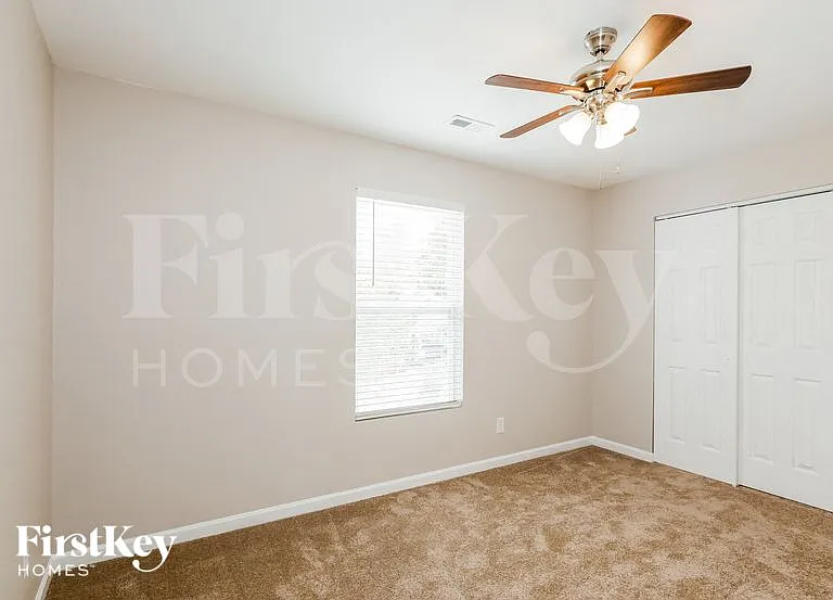 1434 Waterlily Ln — Photo 11