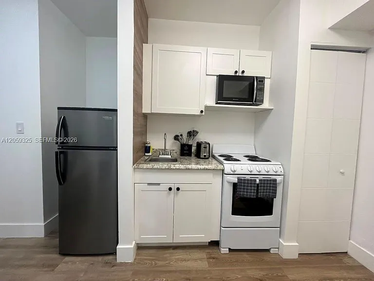 8325 SW 158th Ave #A — Photo 5