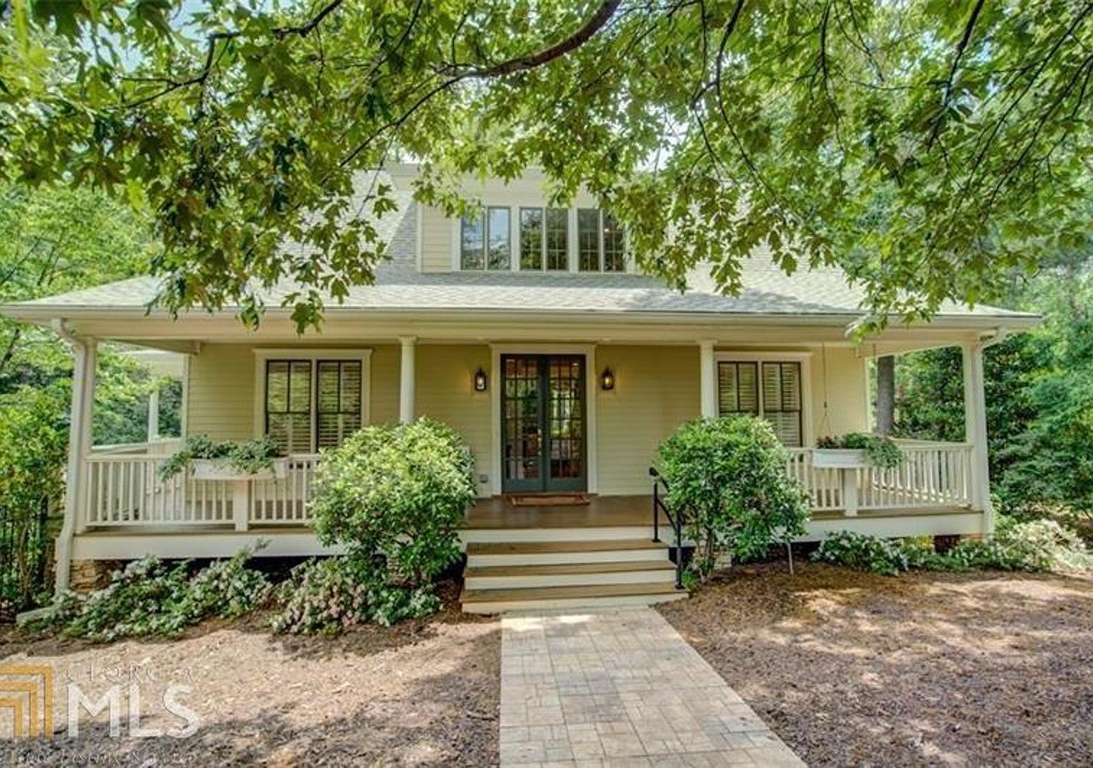 54 Woodstock Rd, Roswell, GA 30075 Zillow