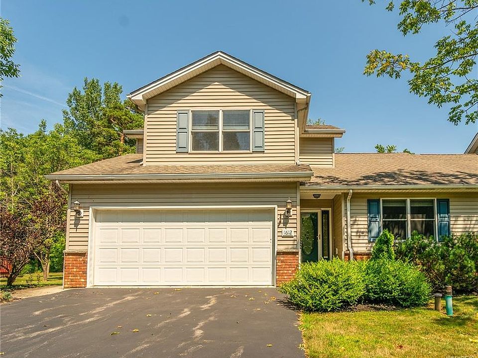 1st image of 1612 Old Manor Dr