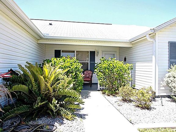 3rd image of 3425 Carbondale Ct