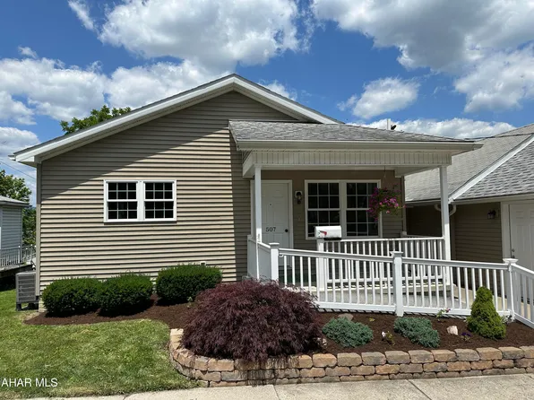 507 Pine St, Hollidaysburg, PA 16648