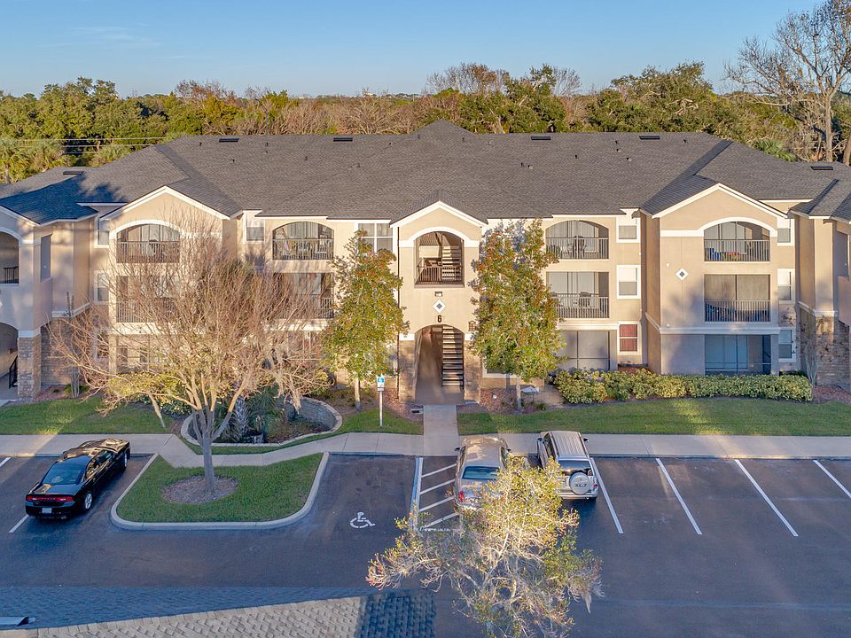 1st image of 940 Village Trl Unit 6-107