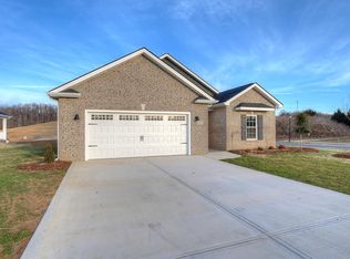 2328 Haystack Cir, Piney Flats, TN 37686