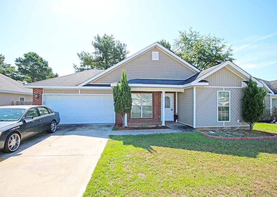1st image of 317 Hidden Creek Cir