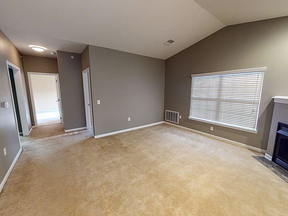 5th image of 603 Stockton Rdg