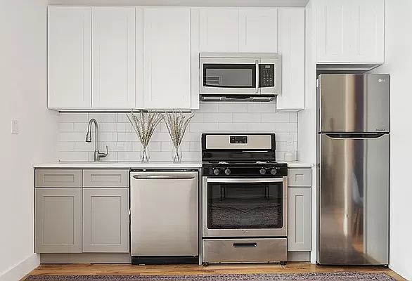 1st image of 787 Franklin Ave #5A