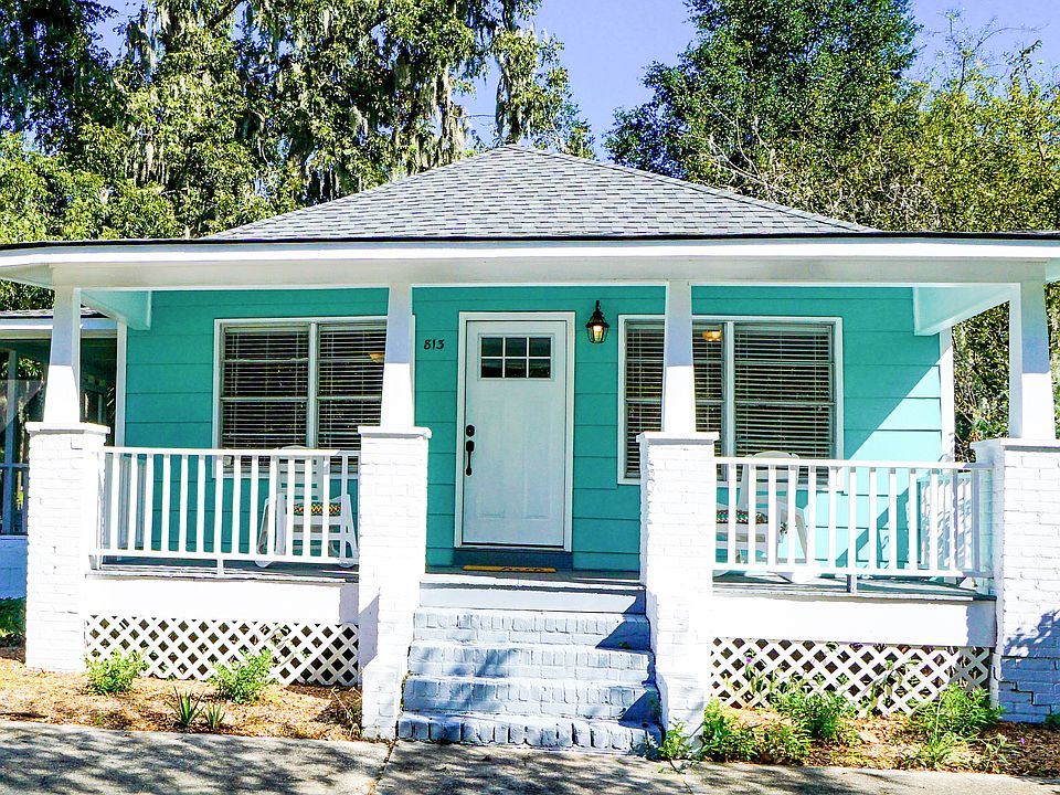 Located in Historic District