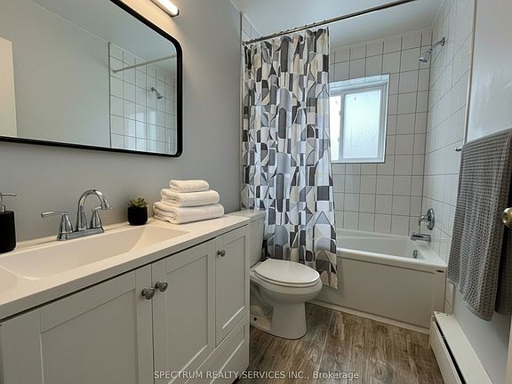 5th image of 357 Connaught St #3