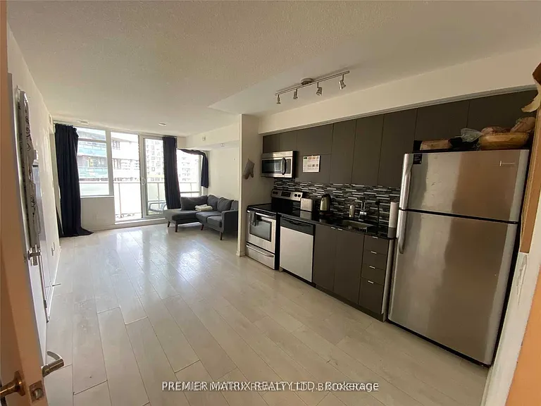 20 Joe Shuster Way #720 — Photo 11