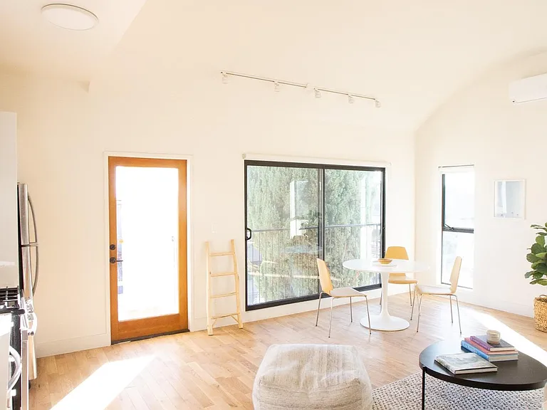 2453 1/2 Boulder St #2453-1/2 — Photo 22
