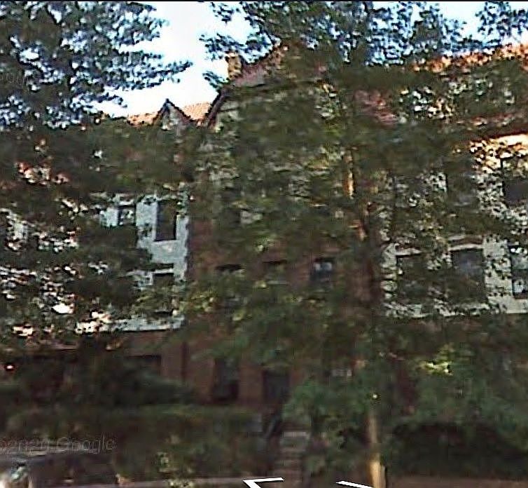 1st image of 160 Burns St