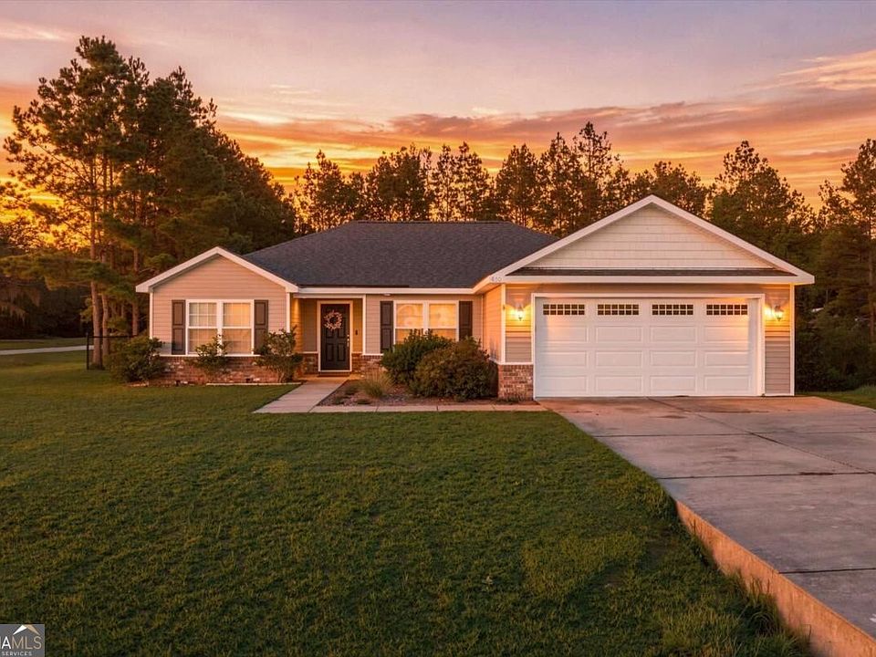 1st image of 460 Abigail Cir